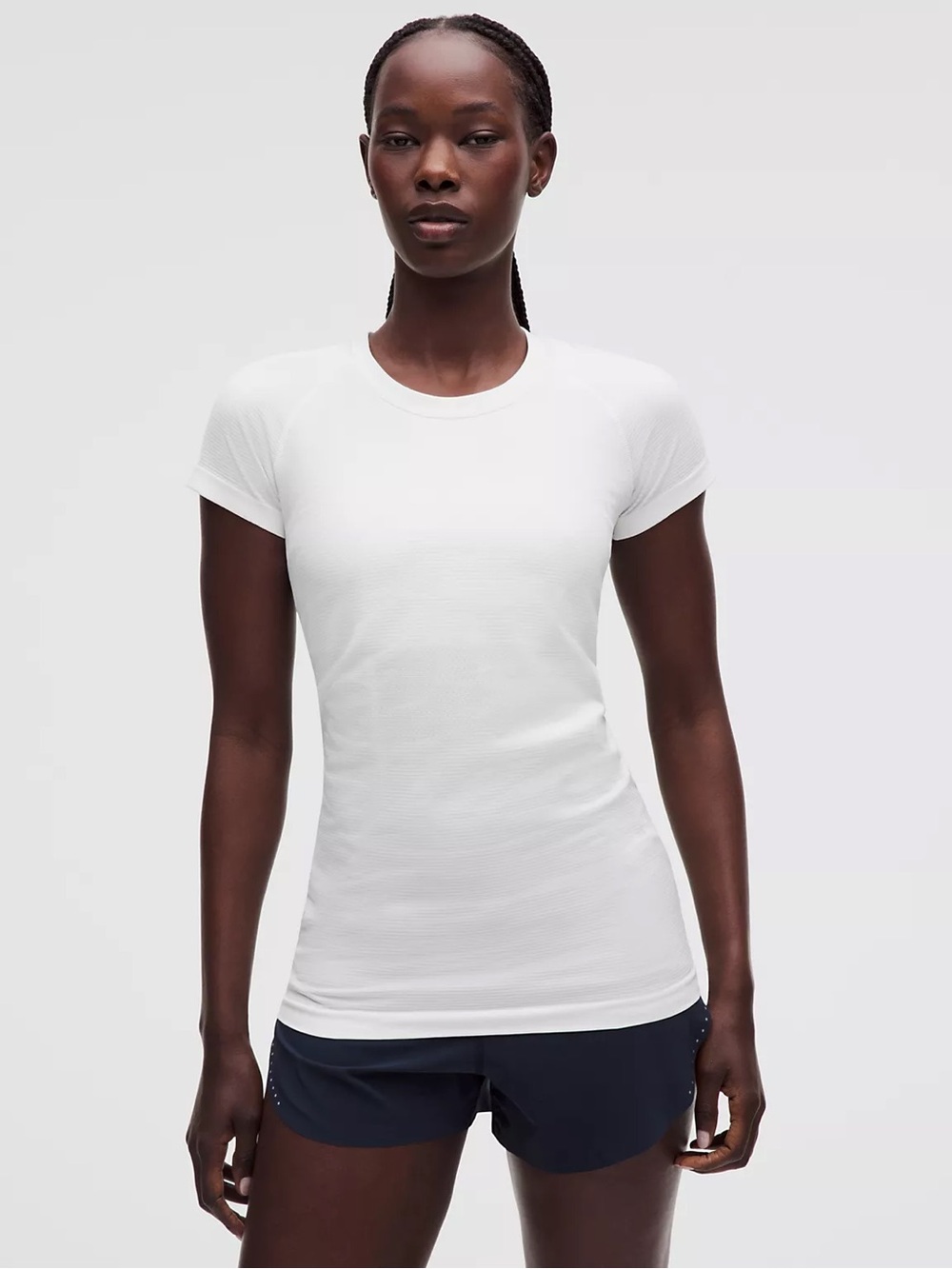 Lululemon Swiftly Tech Short-Sleeve Shirt 2.0
Hip Length